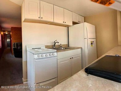 220 W Sylvania Ave 19 Kit