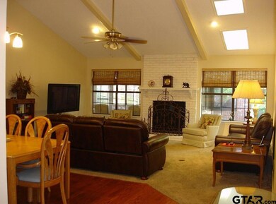 424 Amberwood Cir, Tyler, TX 75701 - photo 6