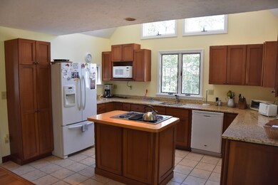 9 W Meadow Ln, Vineyard Haven, MA 02568 - photo 4