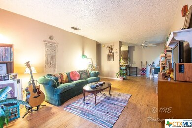 1103 Hillyer St unit A&B, San Marcos, TX 78666 - photo 4