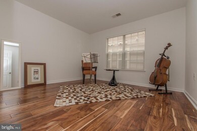 105 Timberbrook Ln unit 104, Gaithersburg, MD 20878 - photo 3