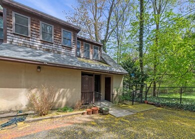 127 A Lakeview Ave unit A, Cambridge, MA 02138 - photo 2