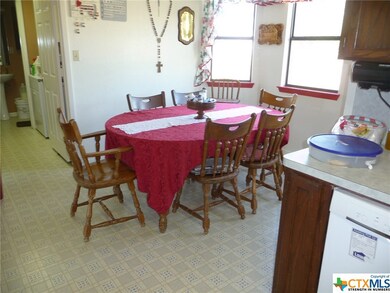 12892 Moffat Rd, Temple, TX 76502 - photo 5