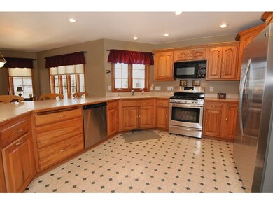 7108 Karl Ave, Belleville, WI 53508 - photo 2
