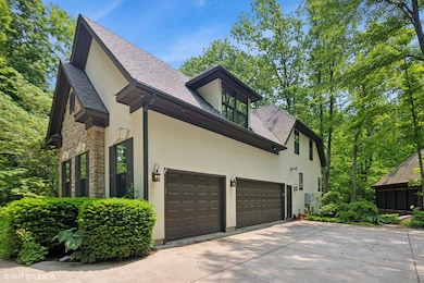 222 Crabapple Ln, Valparaiso, IN 46383 - photo 3