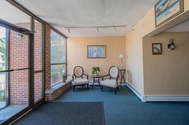 95 Nahant St unit 3, Lynn, MA 01902 - photo 2