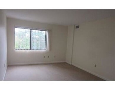 100 Locust St unit 10, Lynn, MA 01904 - photo 2