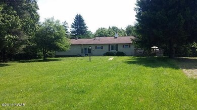 585 Ridge Ave, Hawley, PA 18428 - photo 6