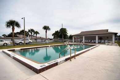 pool (15)