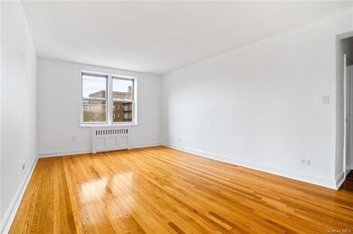 Netherland Gardens Cooperative unit 5D, Bronx, NY 10471 - photo 7