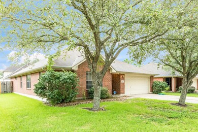 4112 Caneshaw Dr, Pearland, TX 77584 - photo 3
