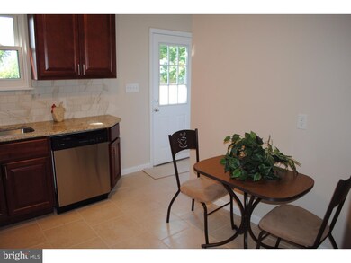 740 W 11th St, New Castle, DE 19720 - photo 4