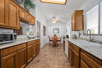 3462 Don Alberto Dr, Carlsbad, CA 92010 - photo 7