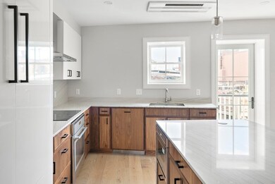 471 Hanover St unit 1, Boston, MA 02113 - photo 4