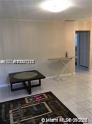 410 SE 4th Ave unit 5, Hallandale Beach, FL 33009 - photo 3