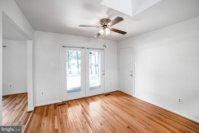 6108 Hunt Club Rd, Elkridge, MD 21075 - photo 6