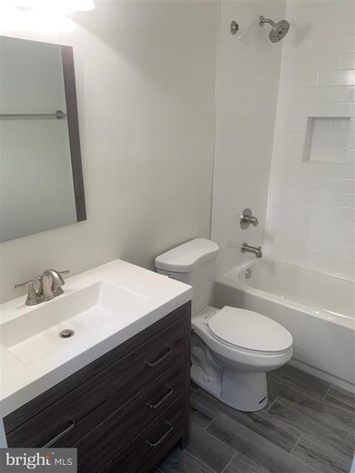 9829 Solomons Island Rd unit 1, Owings, MD 20736 - photo 5