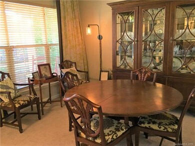 Dining Rm