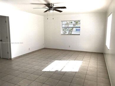 236 SE 9th Ave unit 4, Pompano Beach, FL 33060 - photo 2