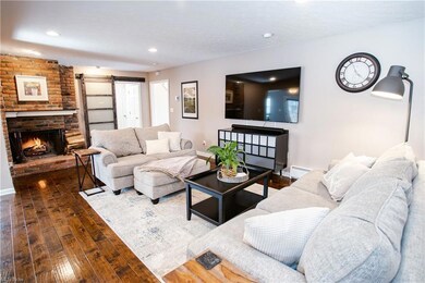 Great room/open concept family-kitchen-dining area