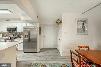 11004 Valley Forge Cir unit 1004, King of Prussia, PA 19406 - photo 5