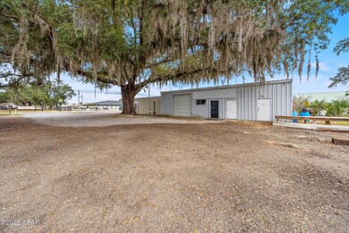 601 W 11th St, Panama City, FL 32401 - photo 5