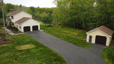 14 Cindy Dr, Hooksett, NH 03106 - photo 3