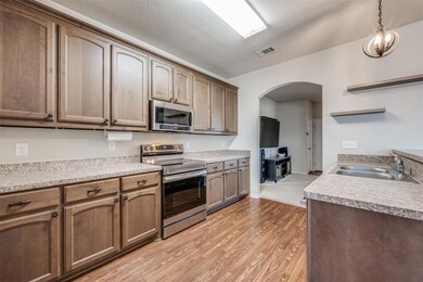 694 Mesa Ridge, Decatur, TX 76234 - photo 7