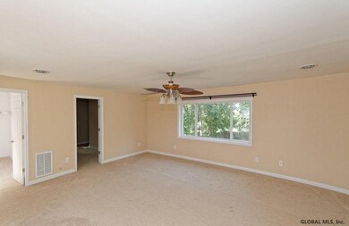 28 Priscilla Ln, Schenectady, NY 12306 - photo 7