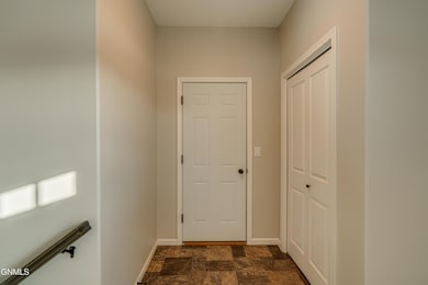 802CobblestoneLp_0001