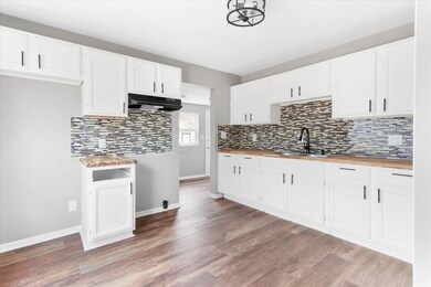 11-Kitchen