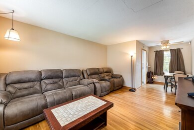 726 S Apache Dr, Wichita, KS 67207 - photo 6