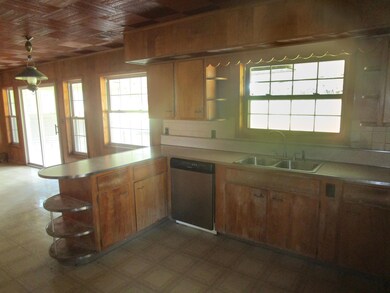 1095 Gwinn Island Rd, Danville, KY 40422 - photo 5