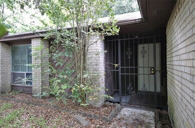 14211 Timberhaven Dr, Houston, TX 77066 - photo 2