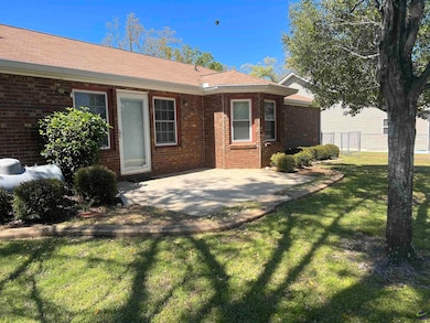 213 Westwood Dr, Warner Robins, GA 31088 - photo 3