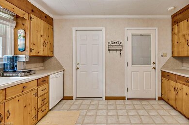 329 Lambert Dr, Asheboro, NC 27205 - photo 6