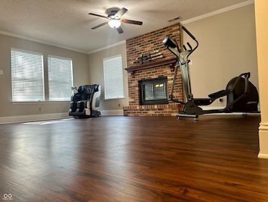 10671 Pleasant View Ln, Fishers, IN 46038 - photo 7