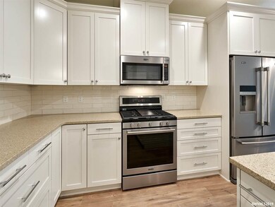 2509 N Lydia Loop, Hubbard, OR 97032 - photo 6