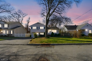 59 Kingston Rd, Parsippany, NJ 07054 - photo 2