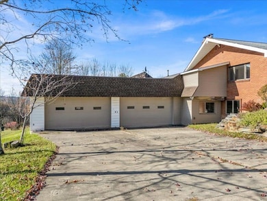 305 Twist Run Rd, Endicott, NY 13760 - photo 5