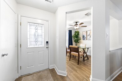 2651 Skyview Shadows Ct, Houston, TX 77047 - photo 5