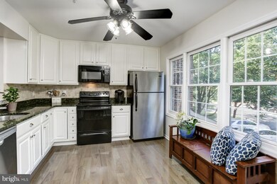 11323 Morning Gate Dr, Rockville, MD 20852 - photo 3