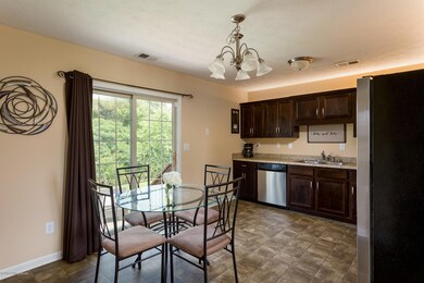 412 Gentry Crossings Blvd, Mount Washington, KY 40047 - photo 7