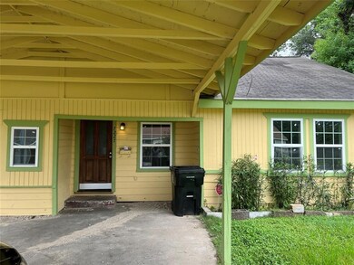 7227 Saint Augustine St, Houston, TX 77021 - photo 4