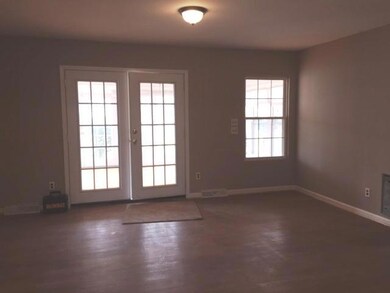 113 Bates St, Shelbyville, TN 37160 - photo 6