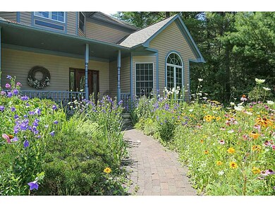 4 Magnolia Cir, Greenville, RI 02828 - photo 3