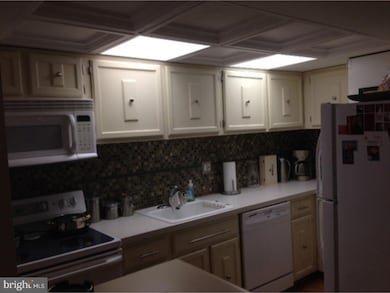 236 Arbour Ct, North Wales, PA 19454 - photo 7