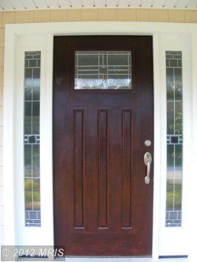 19227 Jamestown Dr, Hagerstown, MD 21742 - photo 4