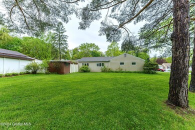 2 Danube Dr, Schenectady, NY 12309 - photo 3