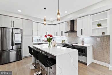 619 Newton Place NW unit 1, Washington, DC 20010 - photo 4